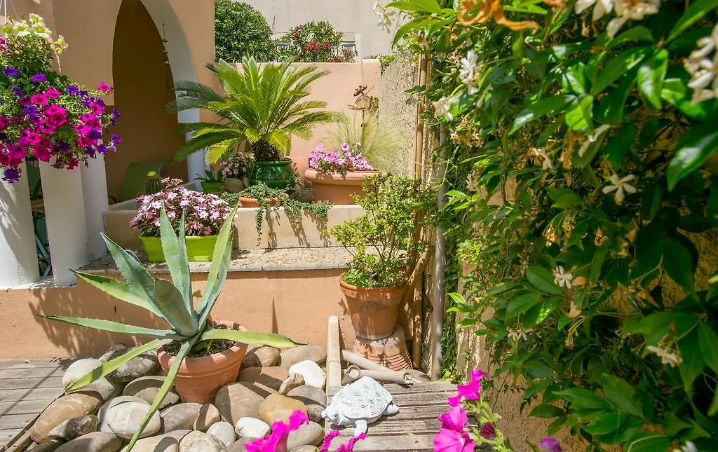 **  Bel Ombra Hotel Bandol Frankrike