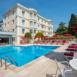 Carlton Hotell